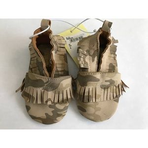 Harper Canyon camouflage moccasin shoes 4 M